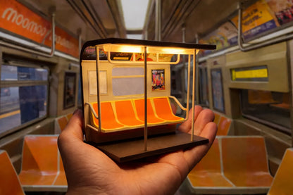 🔥LAST DAY 57% OFF 🚇NYC Subway Train Lamp  | Includes 3 Interchangeable Posters🗽🔥Buy 2 Free Shipping