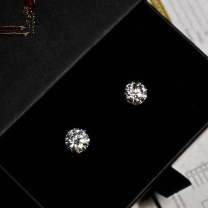 🔥70% OFF Today Only!🔥Classic 4-Prong Moissanite Earrings