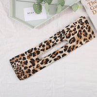 Leopard print yellow-brown