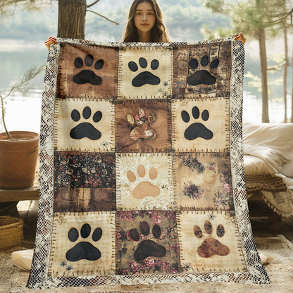 🐶🐾Cute Paw Print Soft Flannel Blanket - Snuggly, Warm, Lovely Home Decor